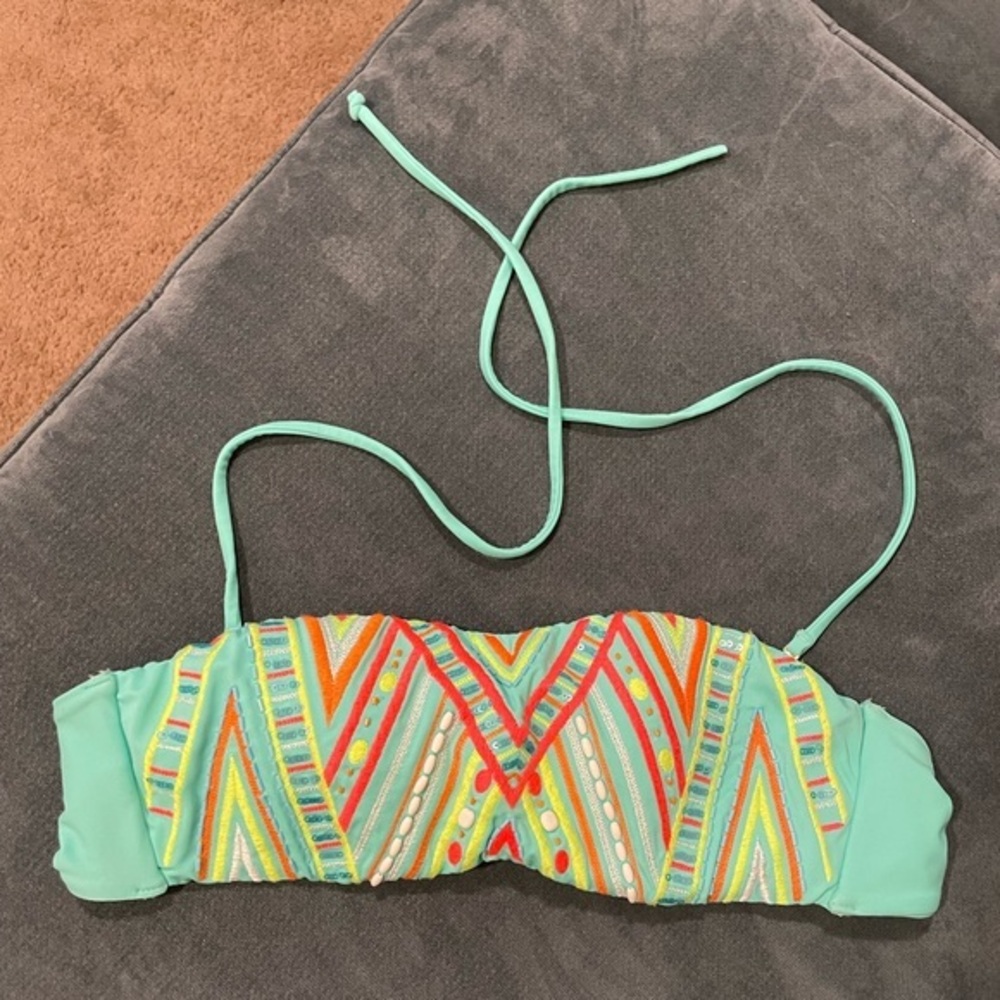 Victoria’s Secret Bikini Top